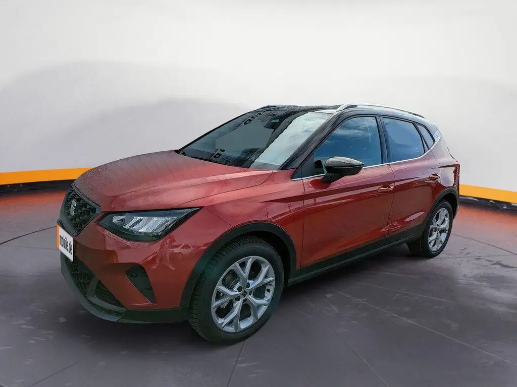 Photo 1 : Seat Arona 2024 Petrol