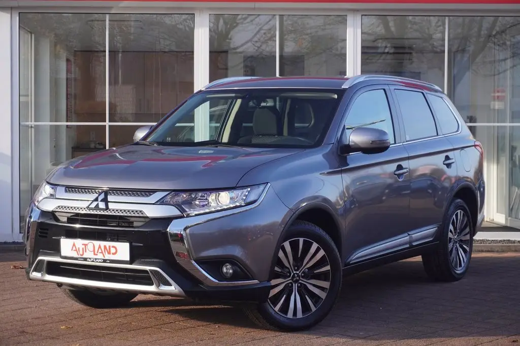 Photo 1 : Mitsubishi Outlander 2019 Petrol