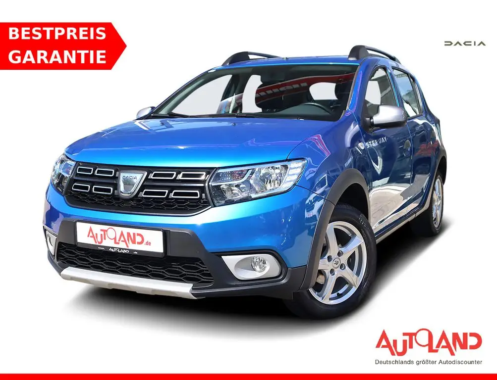 Photo 1 : Dacia Sandero 2017 Petrol