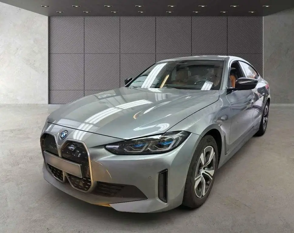 Photo 1 : Bmw I4 2023 Non renseigné