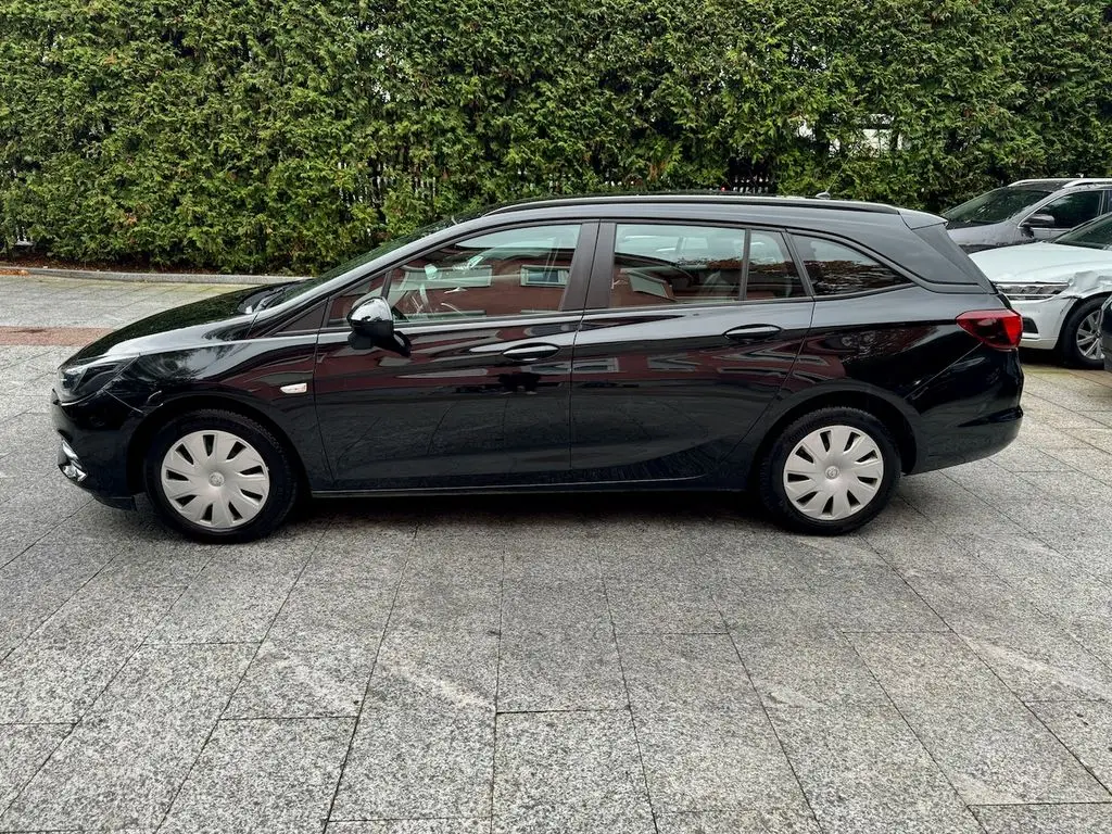 Photo 1 : Opel Astra 2020 Petrol