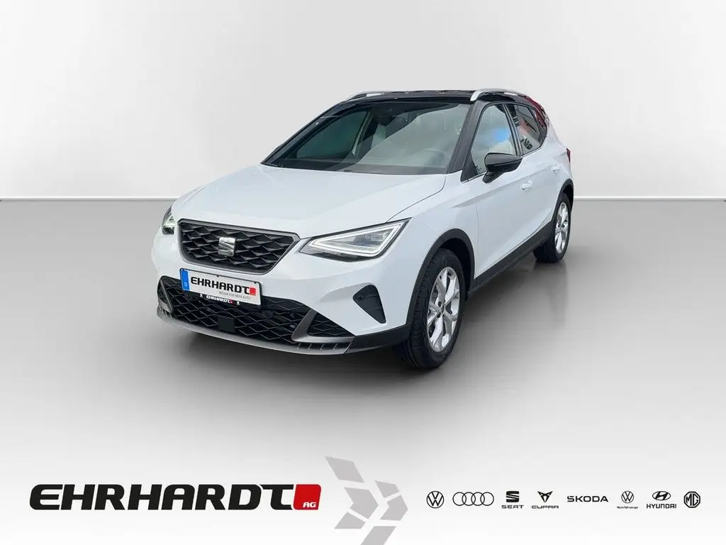 Photo 1 : Seat Arona 2024 Essence