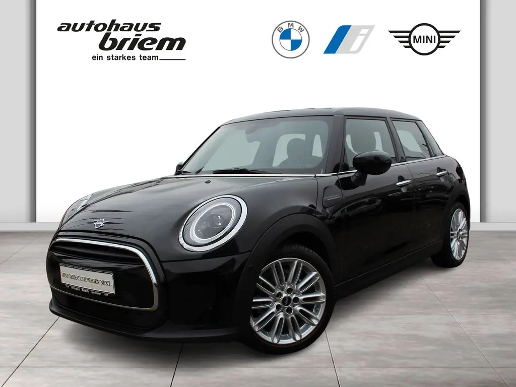 Photo 1 : Mini One 2021 Petrol