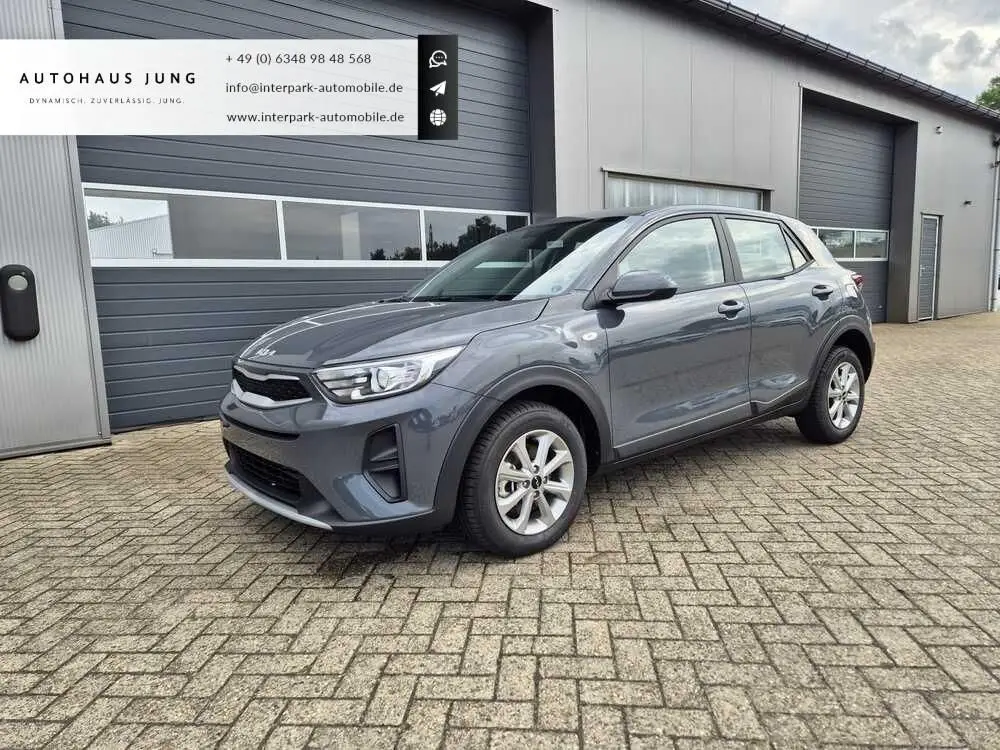 Photo 1 : Kia Stonic 2023 Petrol