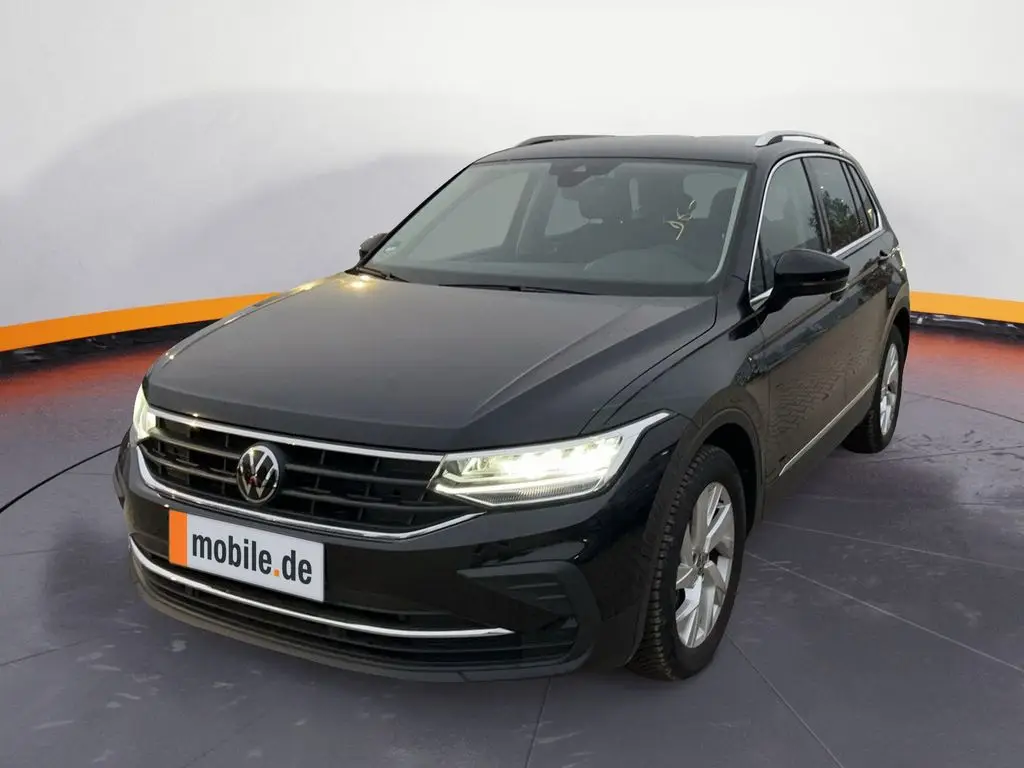 Photo 1 : Volkswagen Tiguan 2023 Petrol