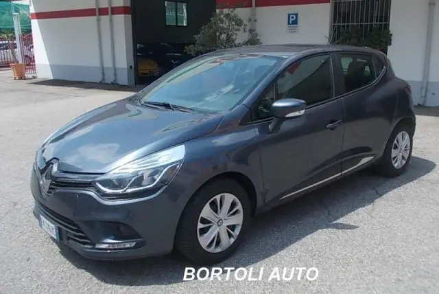 Photo 1 : Renault Clio 2019 Essence