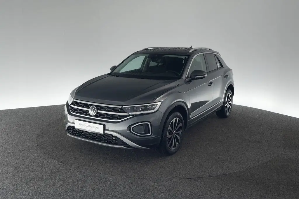 Photo 1 : Volkswagen T-roc 2024 Petrol