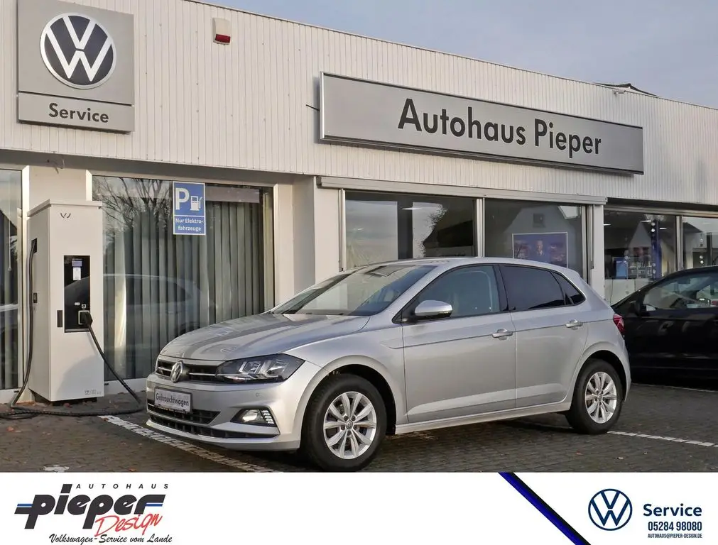 Photo 1 : Volkswagen Polo 2018 Petrol