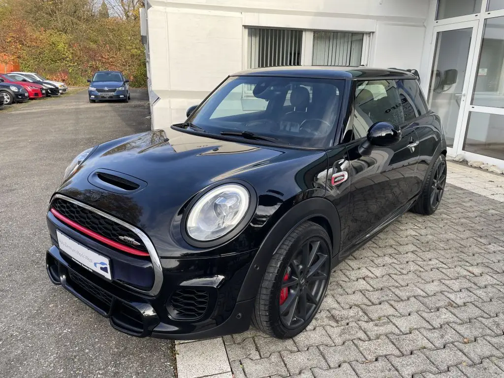 Photo 1 : Mini John Cooper Works 2016 Essence