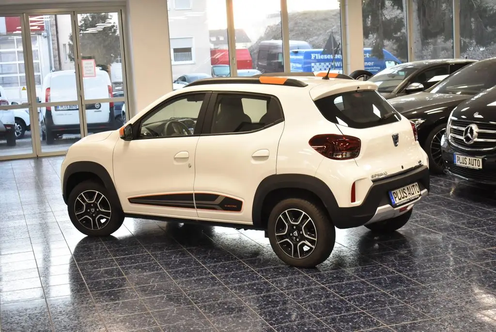 Photo 1 : Dacia Spring 2022 Non renseigné