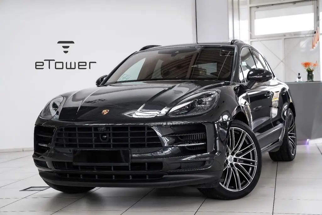 Photo 1 : Porsche Macan 2019 Essence