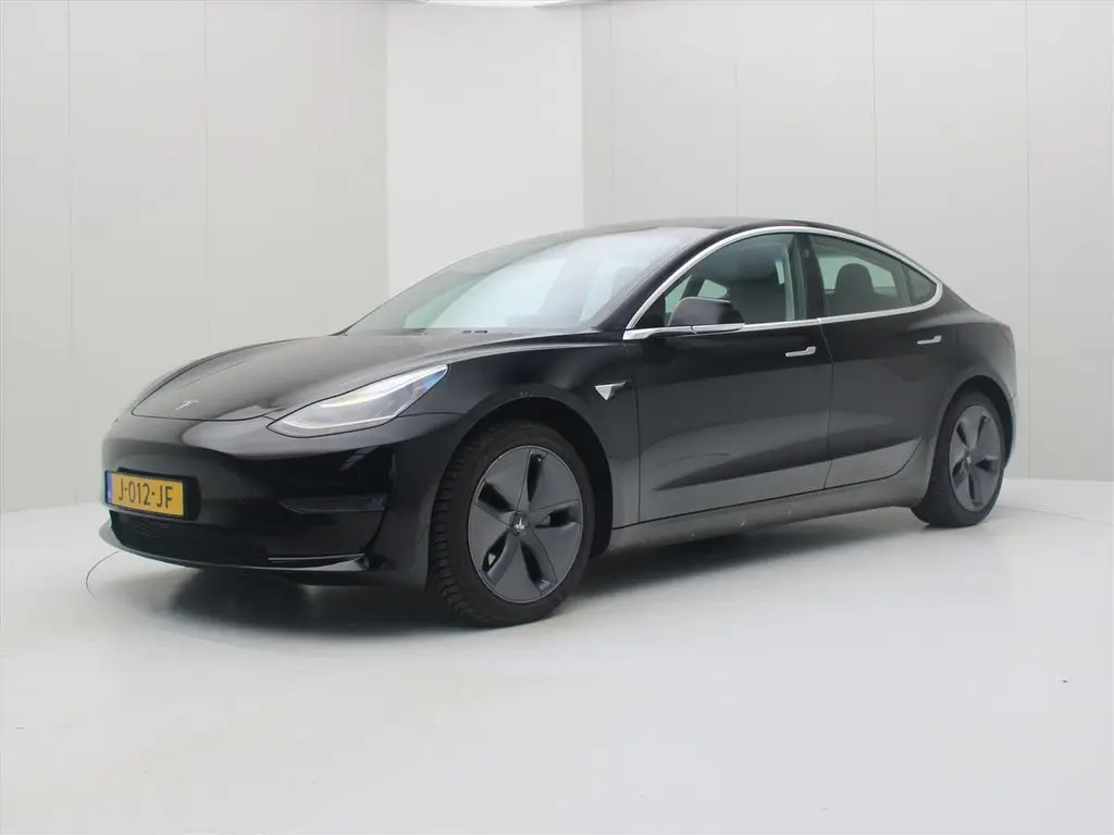 Photo 1 : Tesla Model 3 2020 Non renseigné