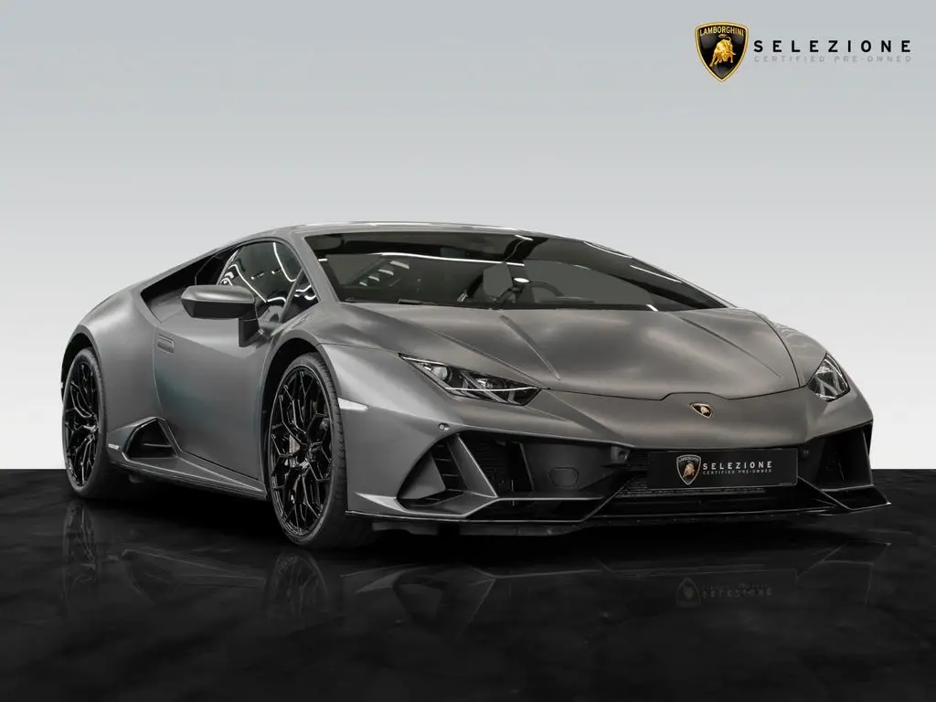 Photo 1 : Lamborghini Huracan 2023 Essence