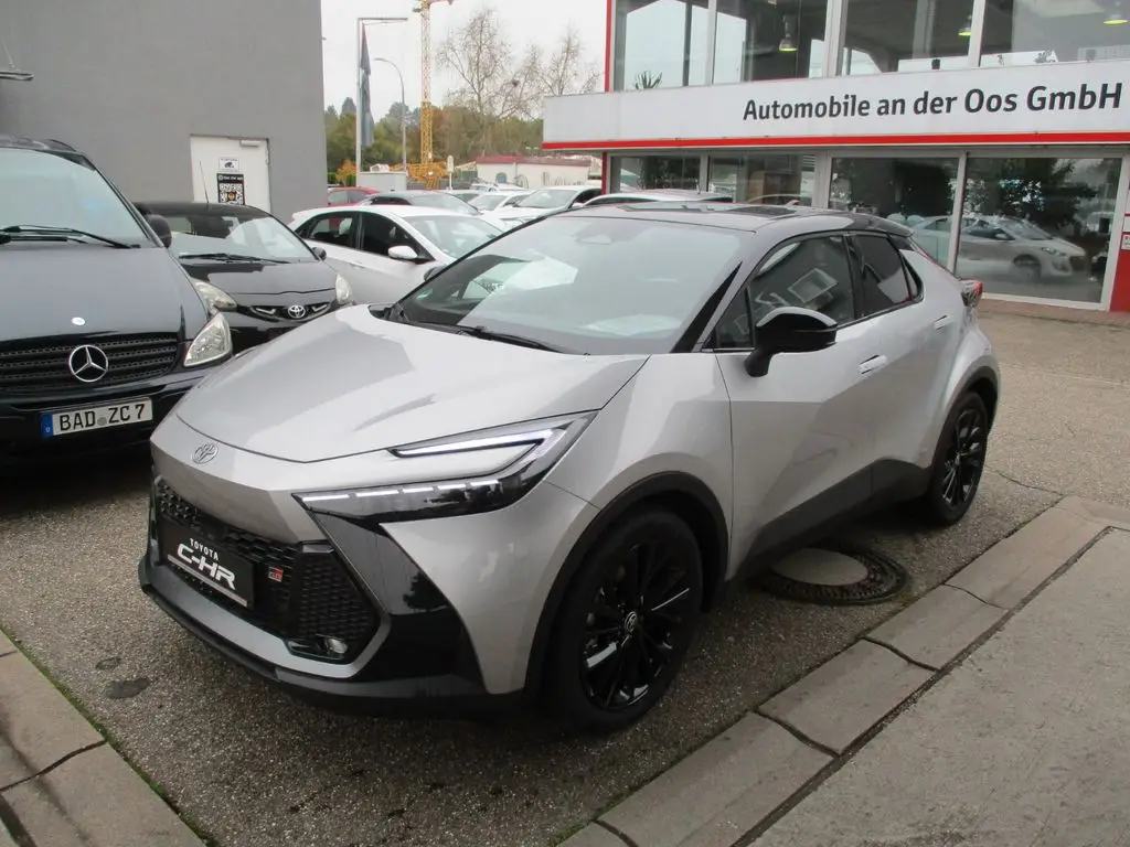 Photo 1 : Toyota C-hr 2024 Hybride