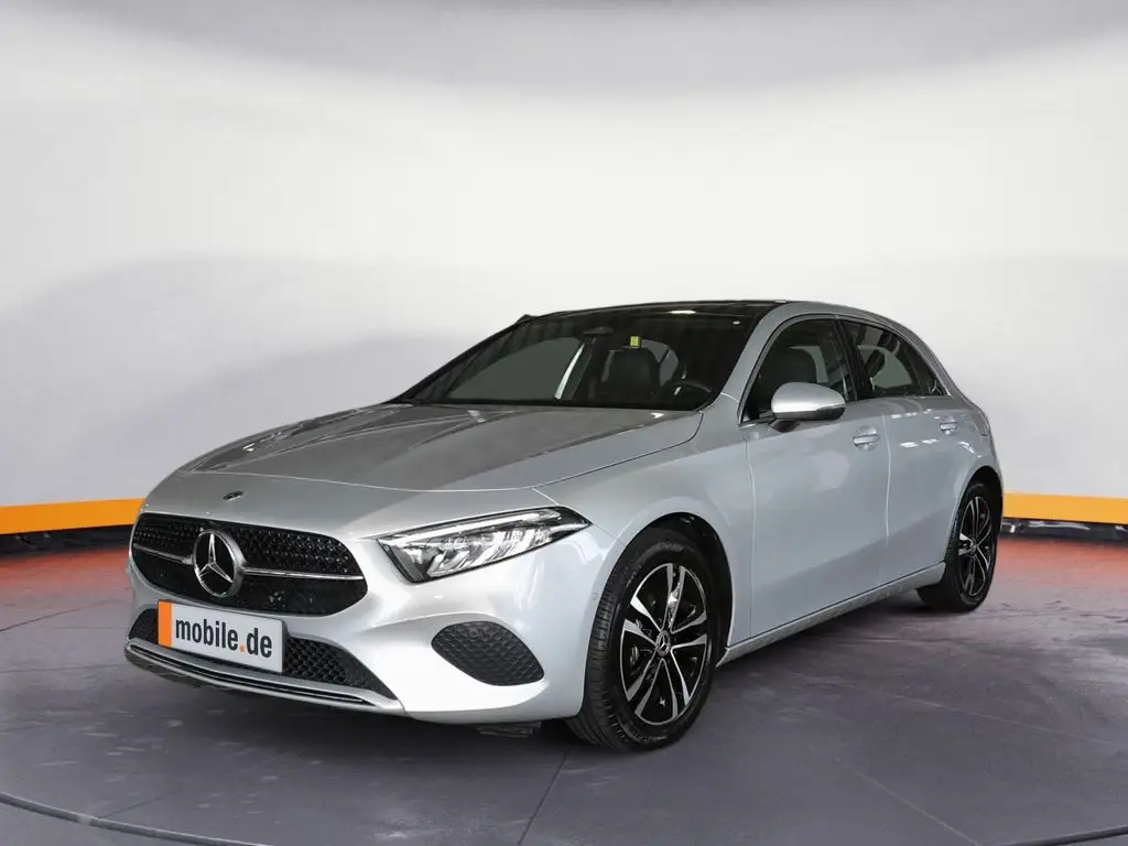 Photo 1 : Mercedes-benz Classe A 2023 Petrol