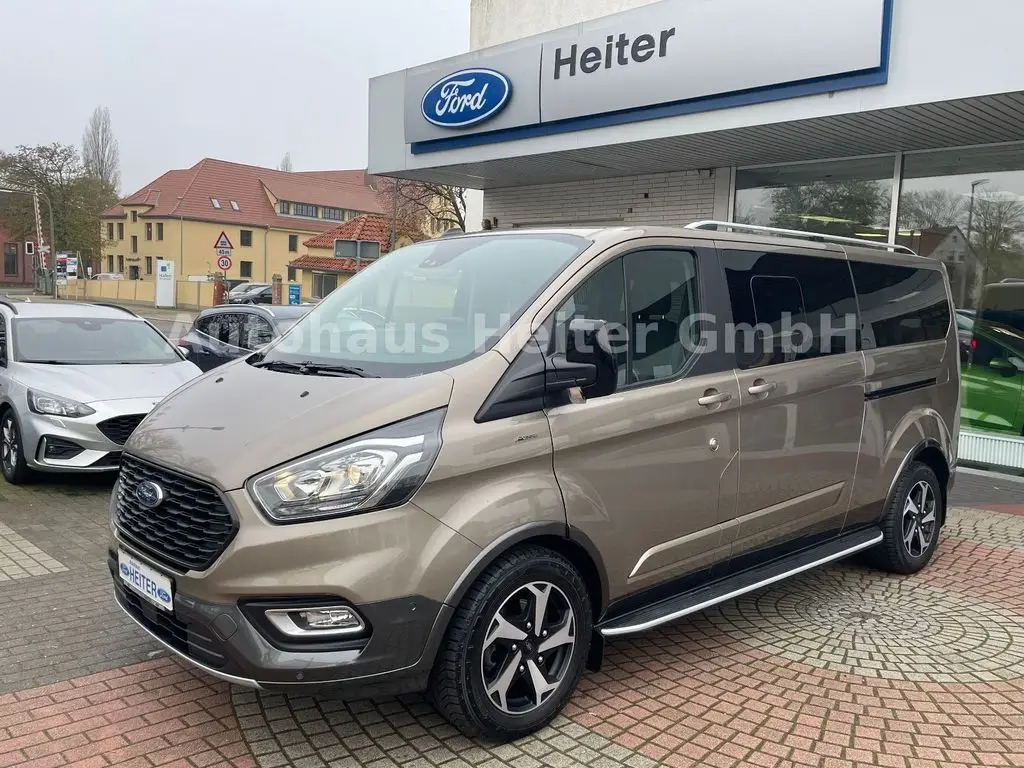 Photo 1 : Ford Tourneo 2023 Diesel