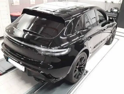 Photo 1 : Porsche Macan 2021 Essence