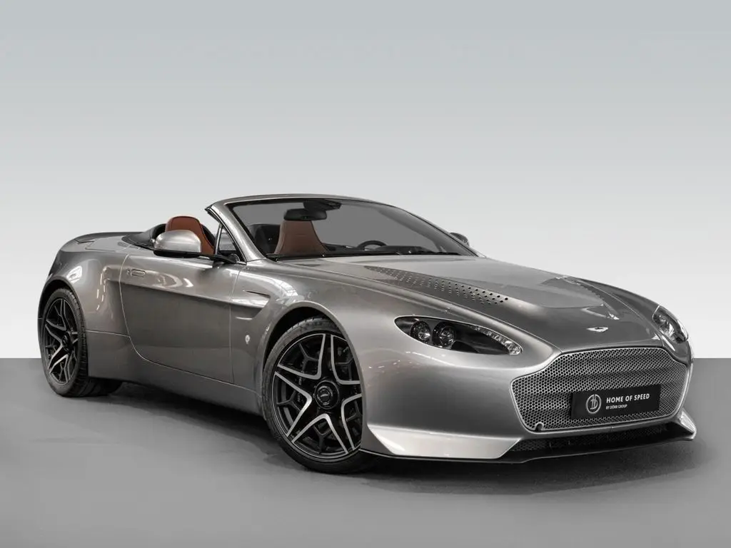 Photo 1 : Aston Martin V12 2019 Essence