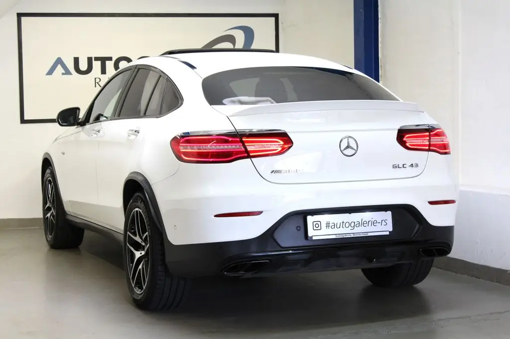 Photo 1 : Mercedes-benz Classe Glc 2017 Petrol