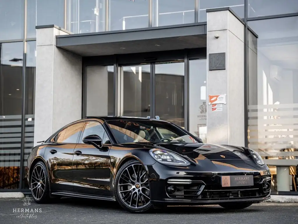 Photo 1 : Porsche Panamera 2023 Hybrid