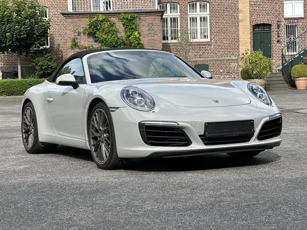 Photo 1 : Porsche 991 2018 Petrol