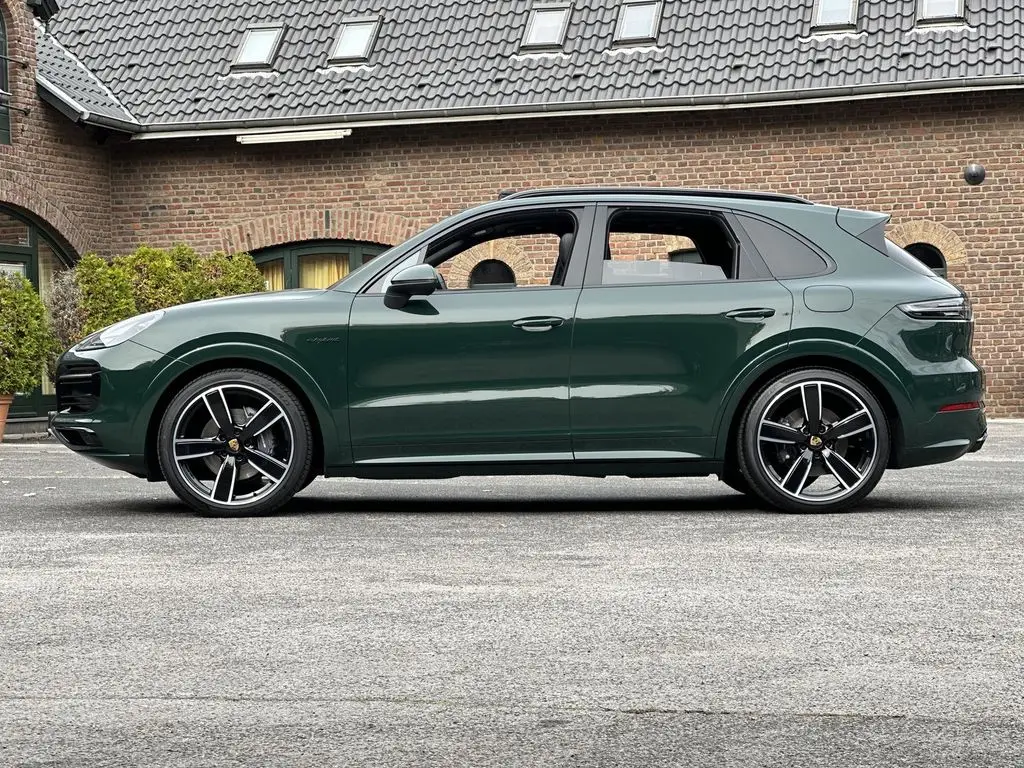 Photo 1 : Porsche Cayenne 2022 Hybrid