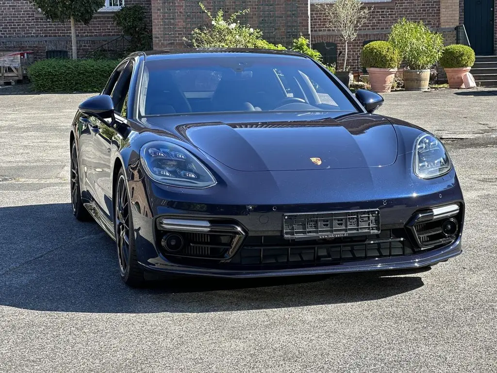 Photo 1 : Porsche Panamera 2018 Hybride