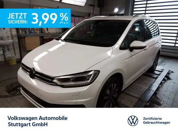 Photo 1 : Volkswagen Touran 2023 Essence