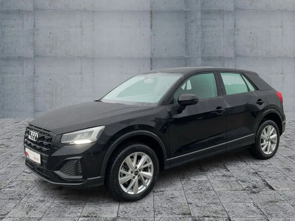 Photo 1 : Audi Q2 2024 Essence