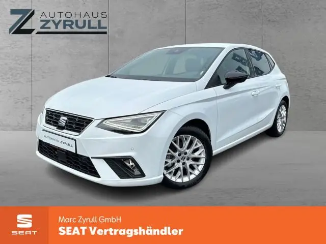 Photo 1 : Seat Ibiza 2024 Petrol