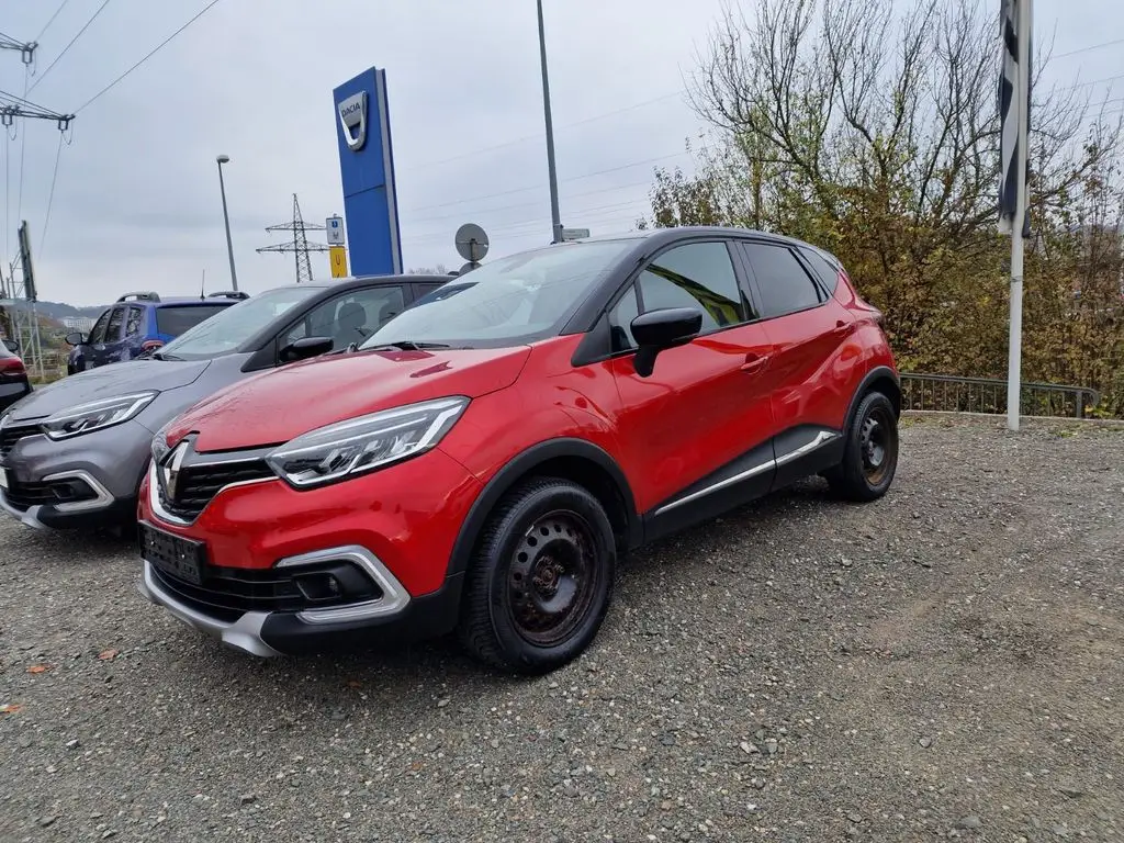 Photo 1 : Renault Captur 2018 Petrol