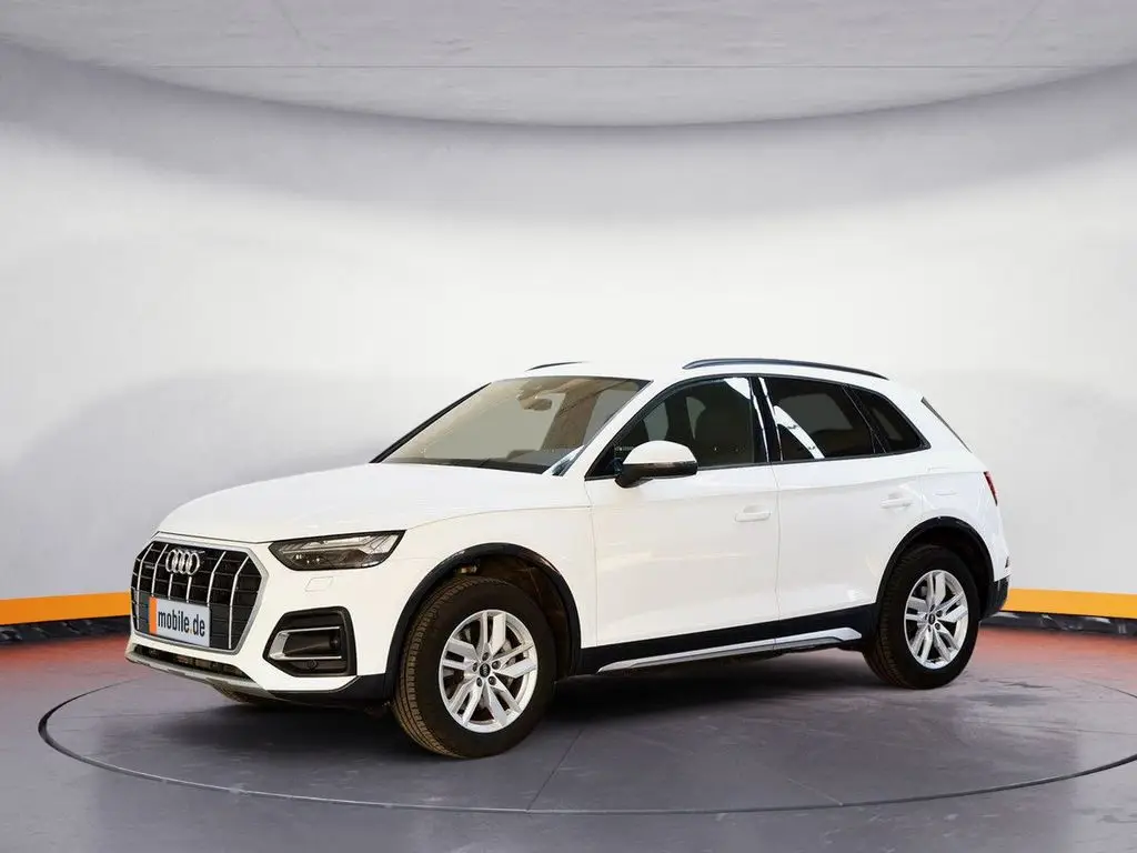 Photo 1 : Audi Q5 2021 Hybrid