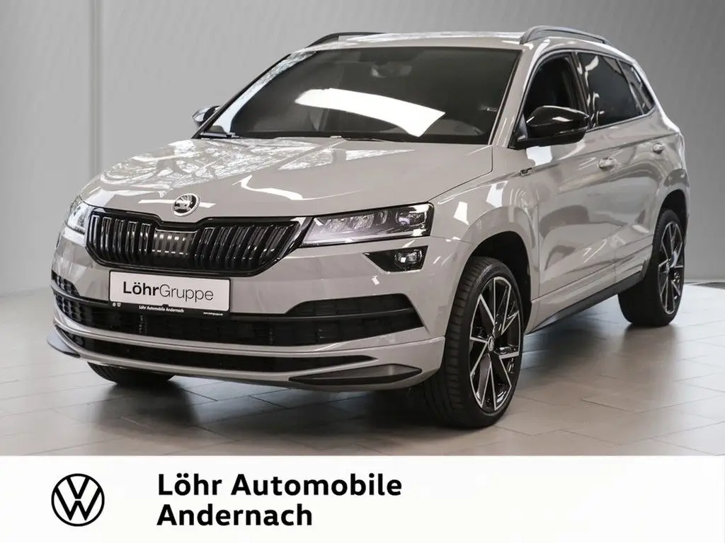 Photo 1 : Skoda Karoq 2021 Petrol