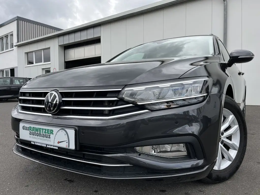 Photo 1 : Volkswagen Passat 2023 Diesel