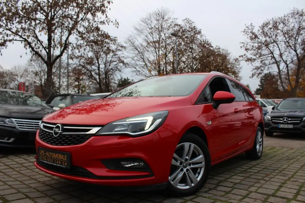 Photo 1 : Opel Astra 2017 Essence