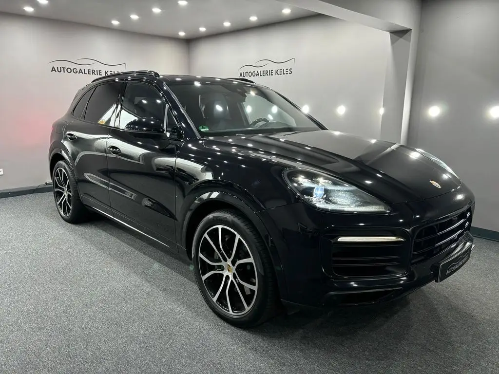 Photo 1 : Porsche Cayenne 2019 Essence