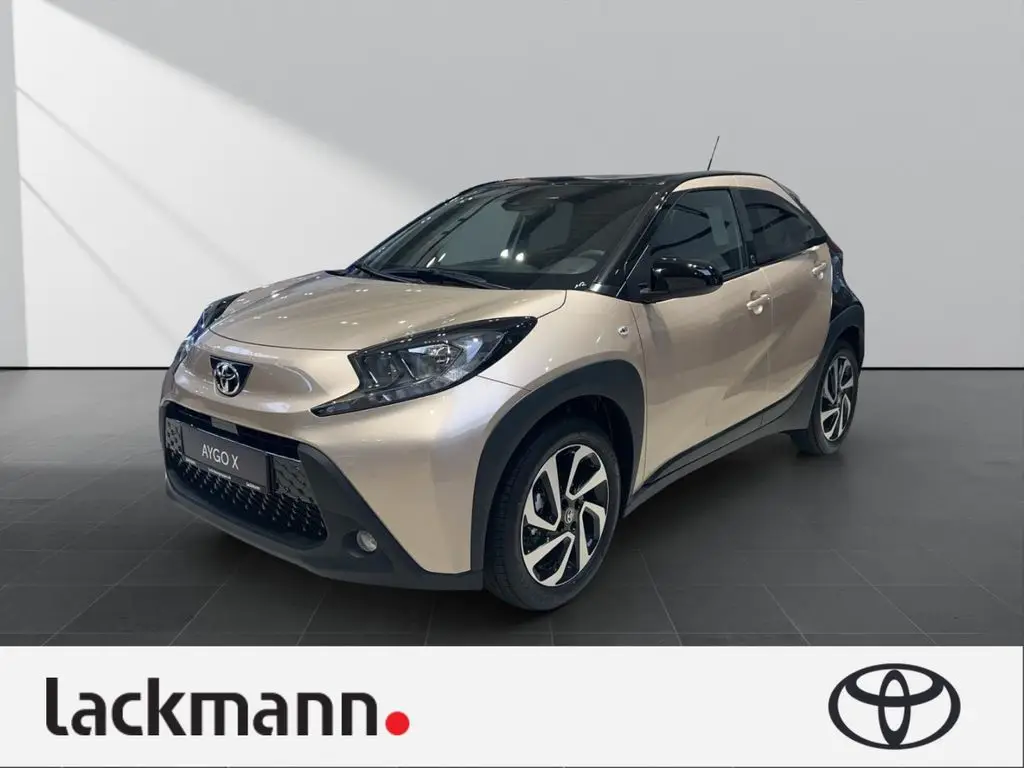 Photo 1 : Toyota Aygo X 2024 Essence