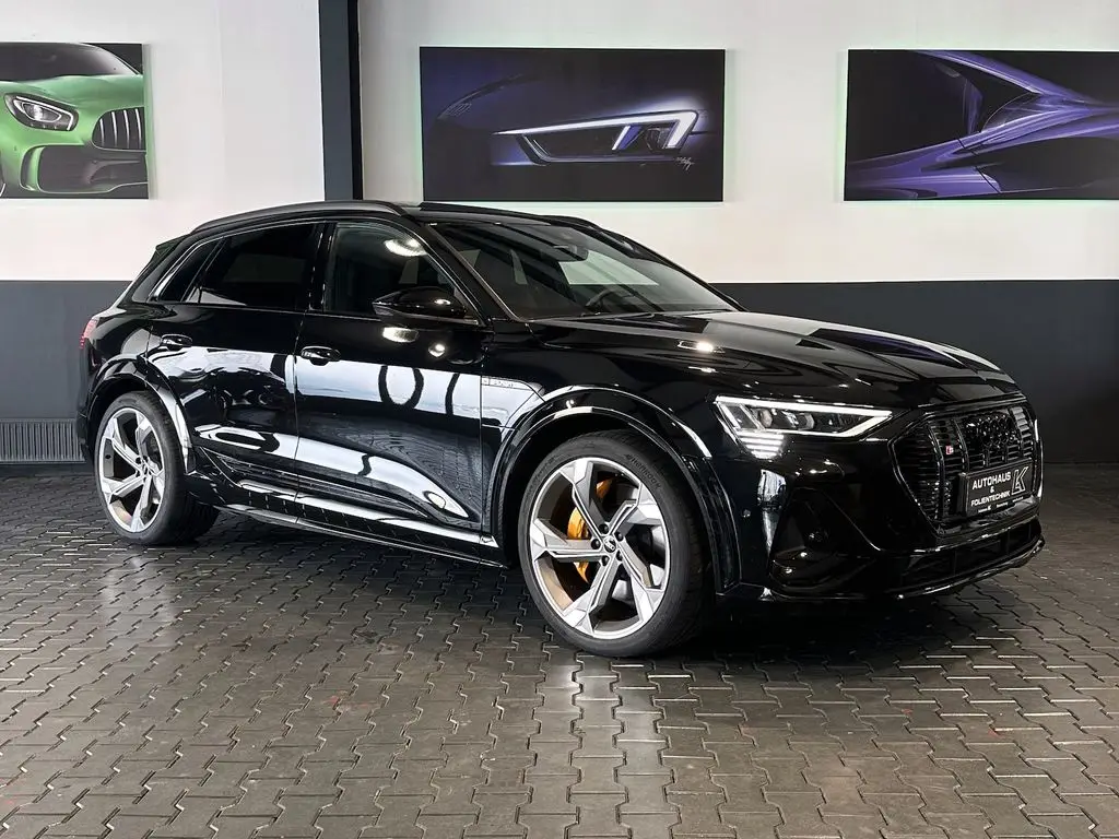 Photo 1 : Audi E-tron 2022 Non renseigné