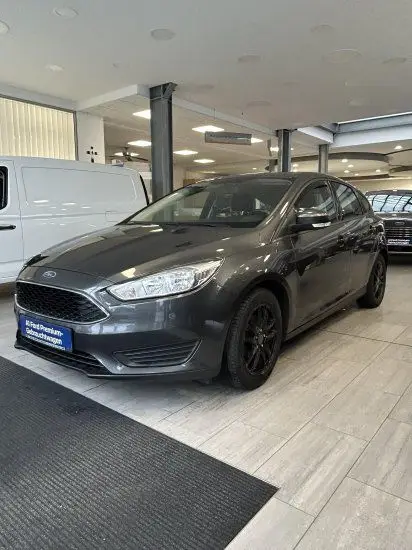 Photo 1 : Ford Focus 2018 Petrol