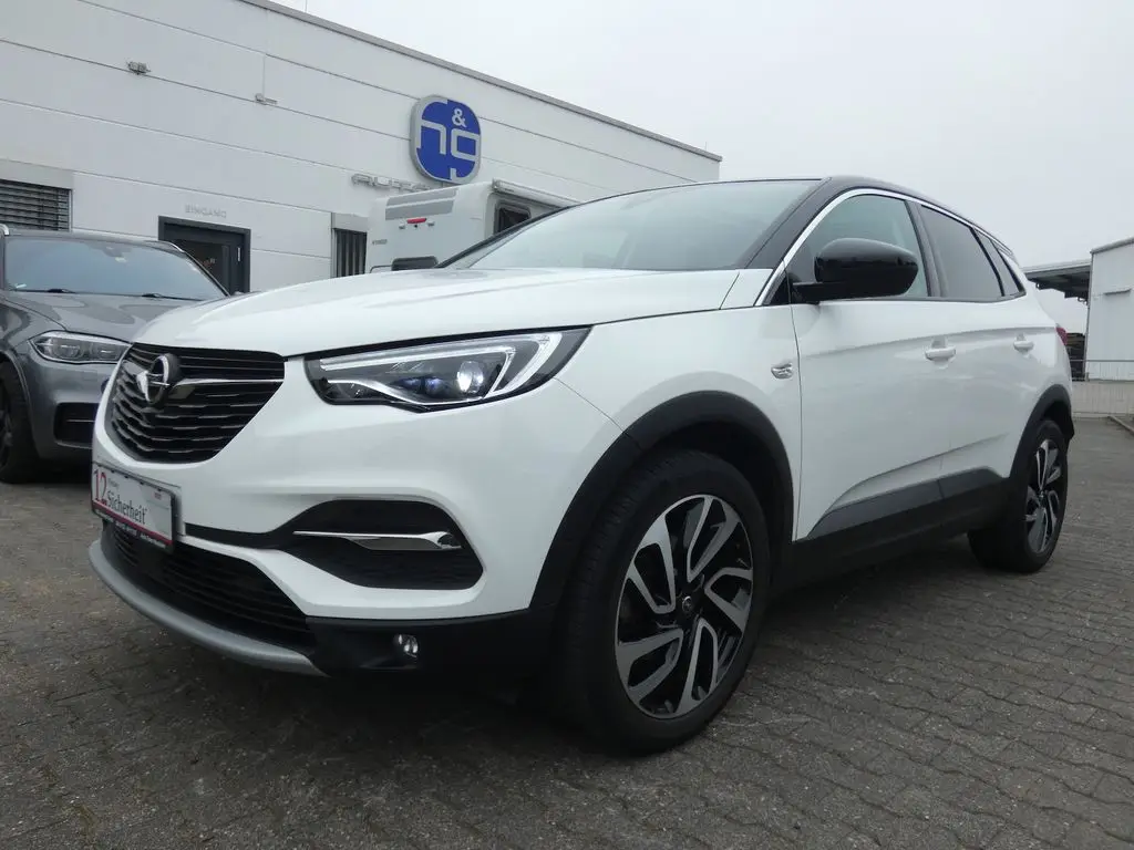 Photo 1 : Opel Grandland 2018 Essence