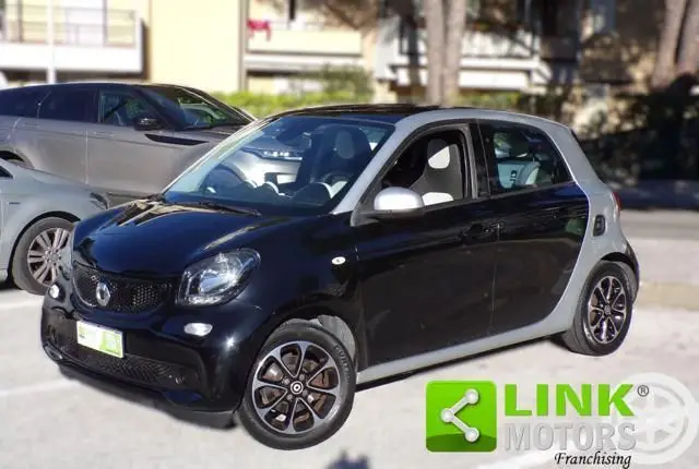 Photo 1 : Smart Forfour 2015 Essence