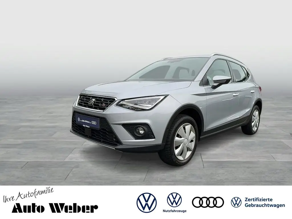 Photo 1 : Seat Arona 2018 Petrol