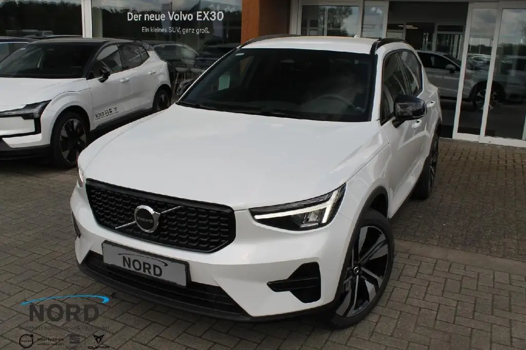 Photo 1 : Volvo Xc40 2023 Essence