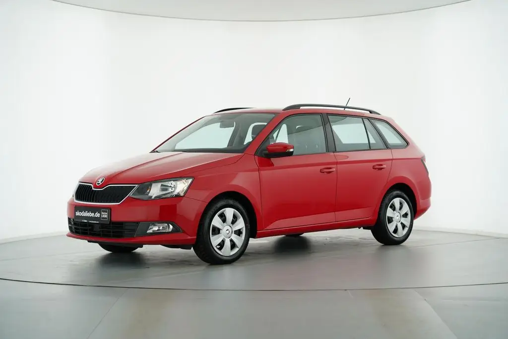 Photo 1 : Skoda Fabia 2016 Petrol