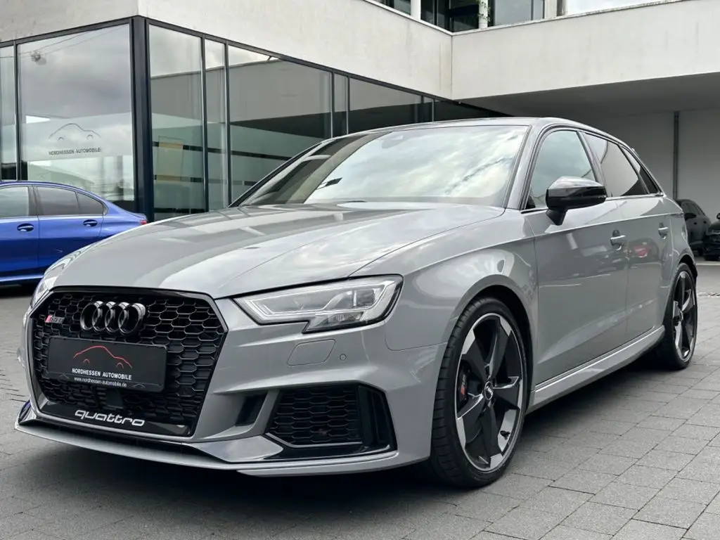 Photo 1 : Audi Rs3 2019 Essence