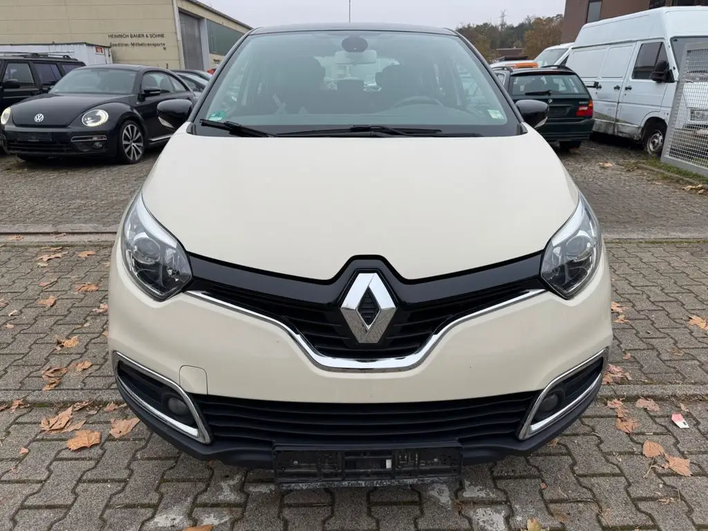 Photo 1 : Renault Captur 2015 Petrol