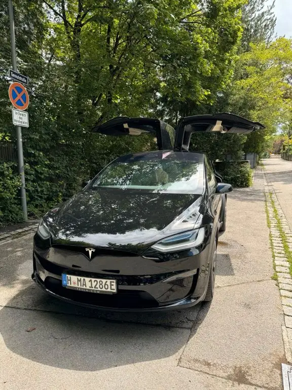 Photo 1 : Tesla Model X 2023 Non renseigné