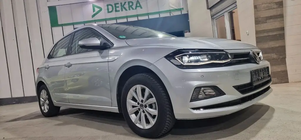 Photo 1 : Volkswagen Polo 2021 Essence