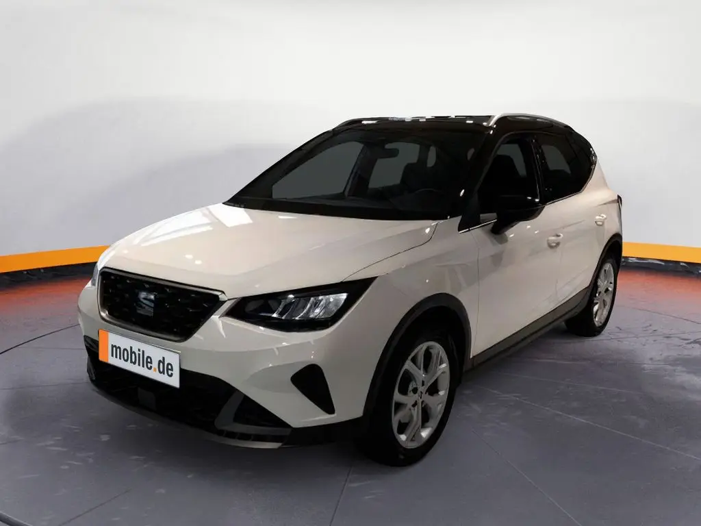 Photo 1 : Seat Arona 2023 Essence