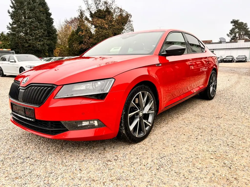 Photo 1 : Skoda Superb 2017 Petrol